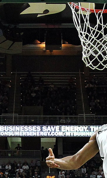 Clark, Spartans coast past Santa Clara